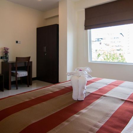 Rococo Residence Colombo Luaran gambar