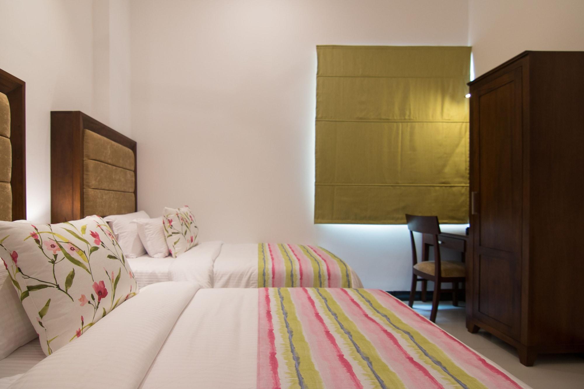 Rococo Residence Colombo Luaran gambar